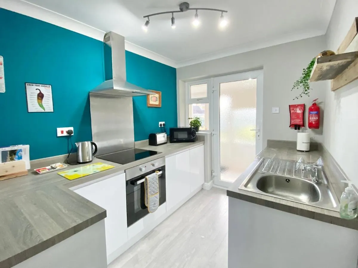 Bijou Abode- Bungalow- Free Private Parking And Secure Cabin Driffield 度假居